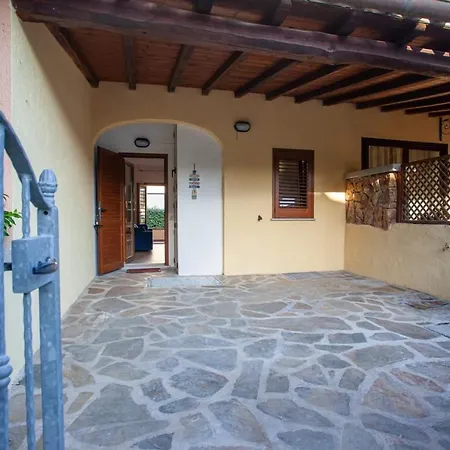 Limbara Ichnos House San Teodoro (Sardinia)