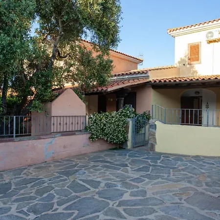 Limbara Ichnos House Holiday home *