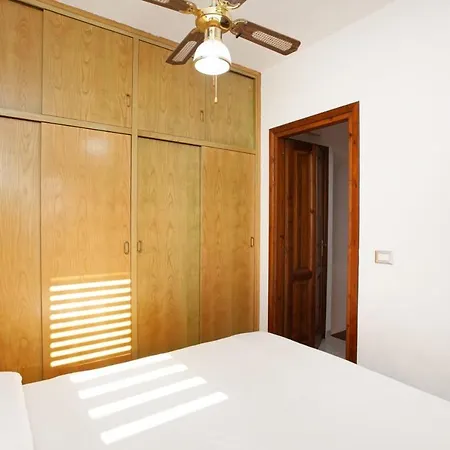 Limbara Ichnos House Hébergement de vacances