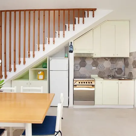 Tatil Evi Limbara Ichnos House