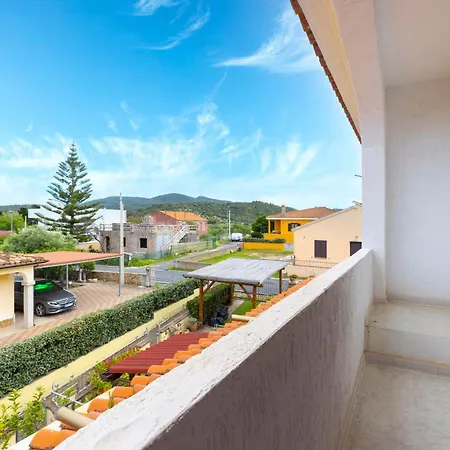 Limbara Ichnos House * San Teodoro (Sardinia)